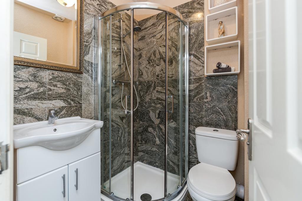 Watford General Suites Zewnętrze zdjęcie